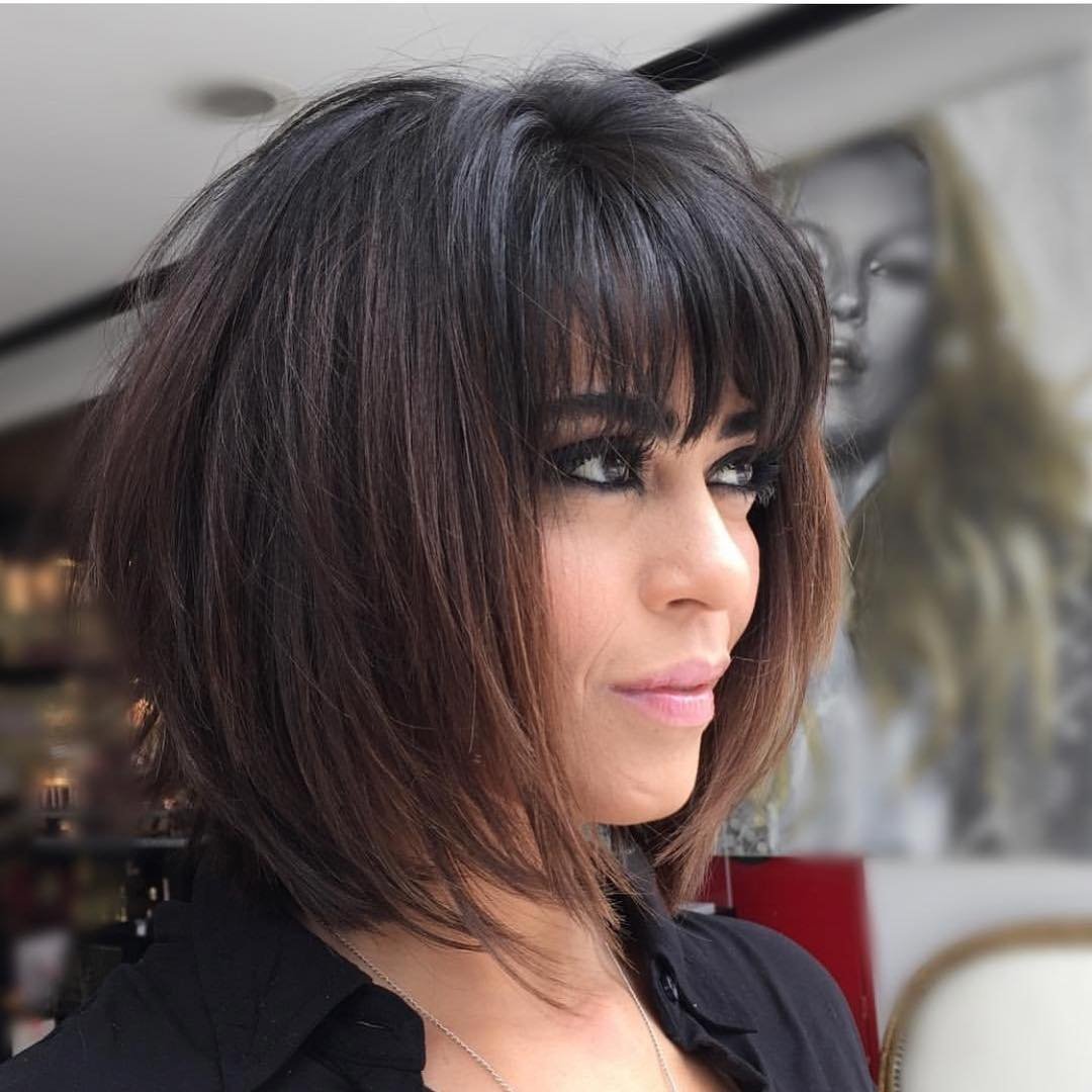 Стрижка градуированный Боб до плеч