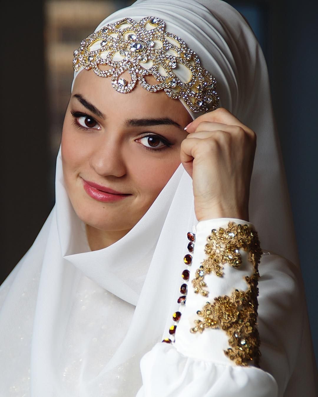 Восточный головной убор женский