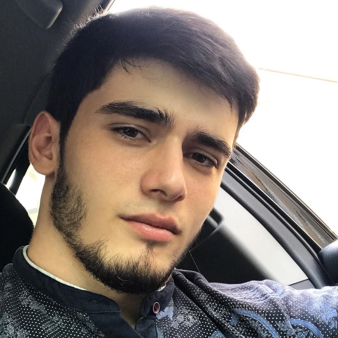 Асхаб Сулейманов селфи