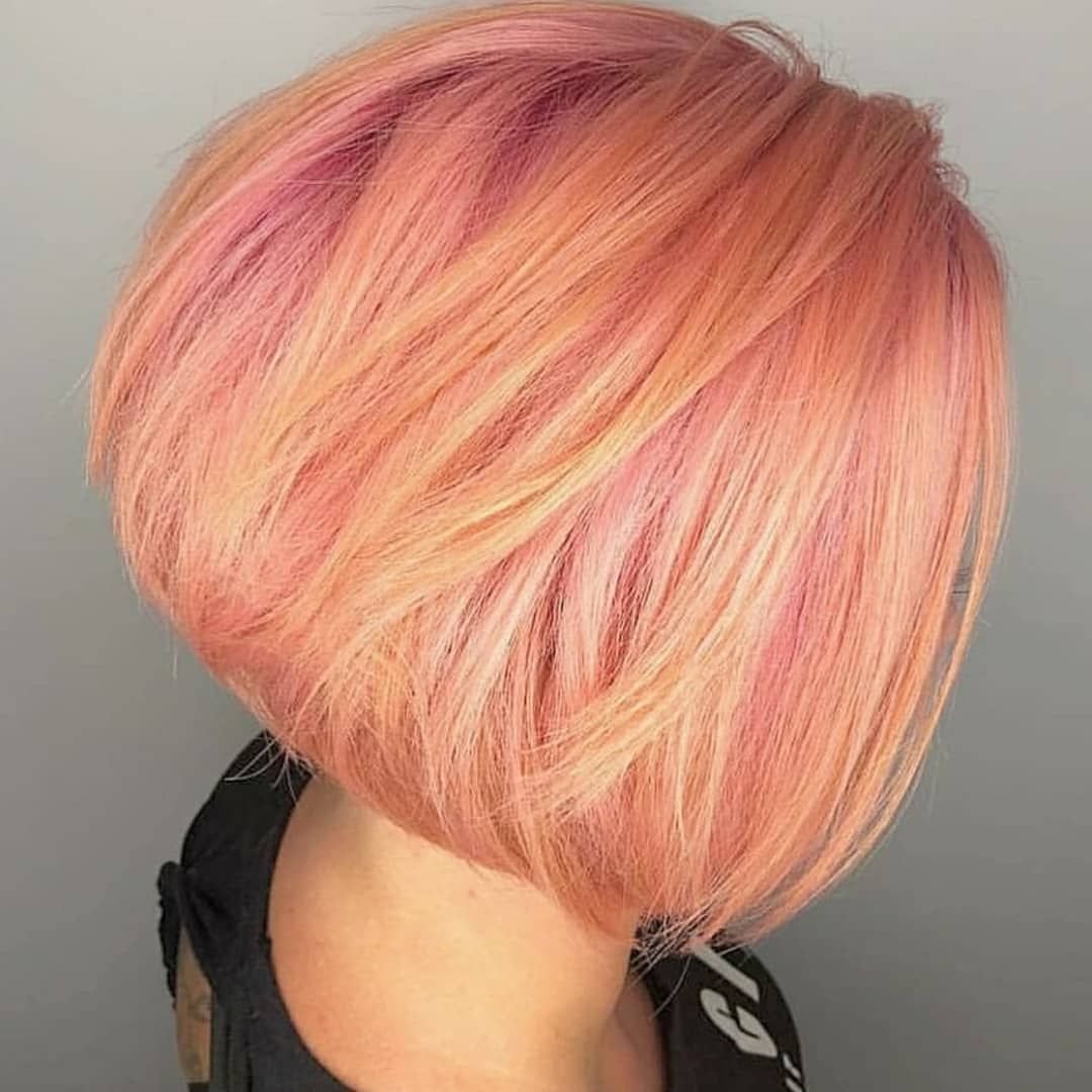 Персиково розовый цвет волос на короткие волосы