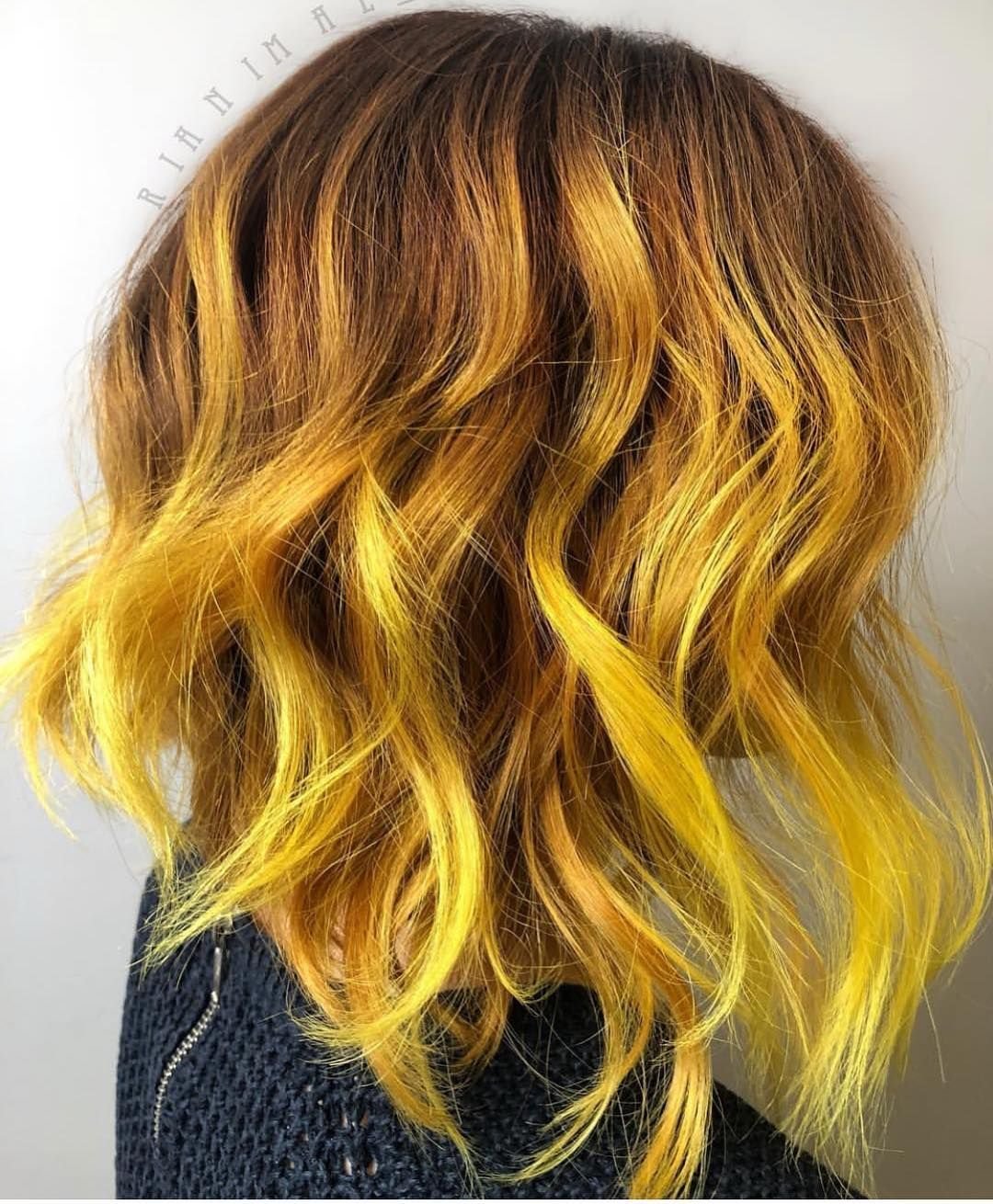 Желтое мелирование