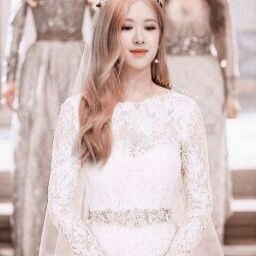 Принцессы Диснея в свадебных платьях