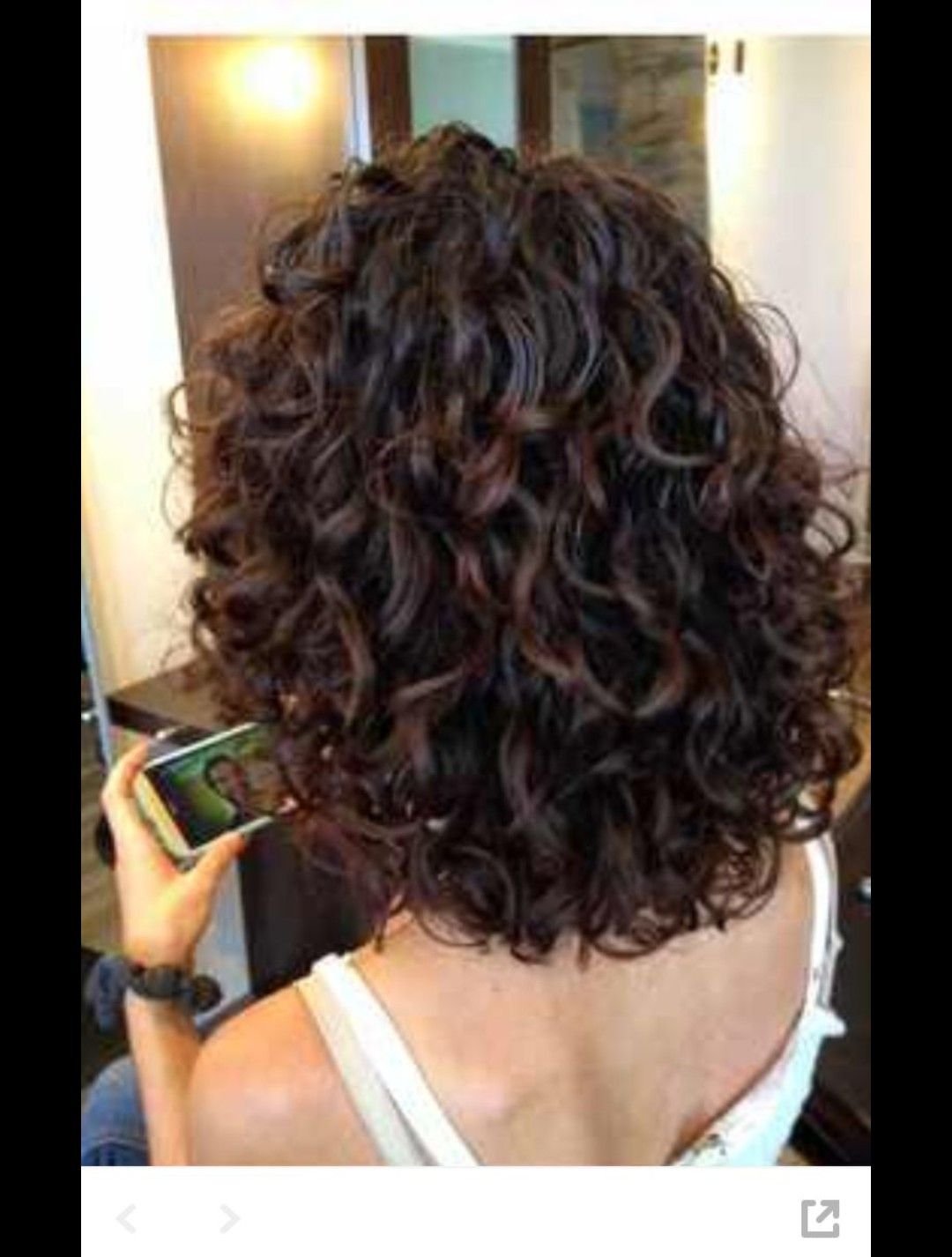 Каскад лесенка на кудрявые волосы