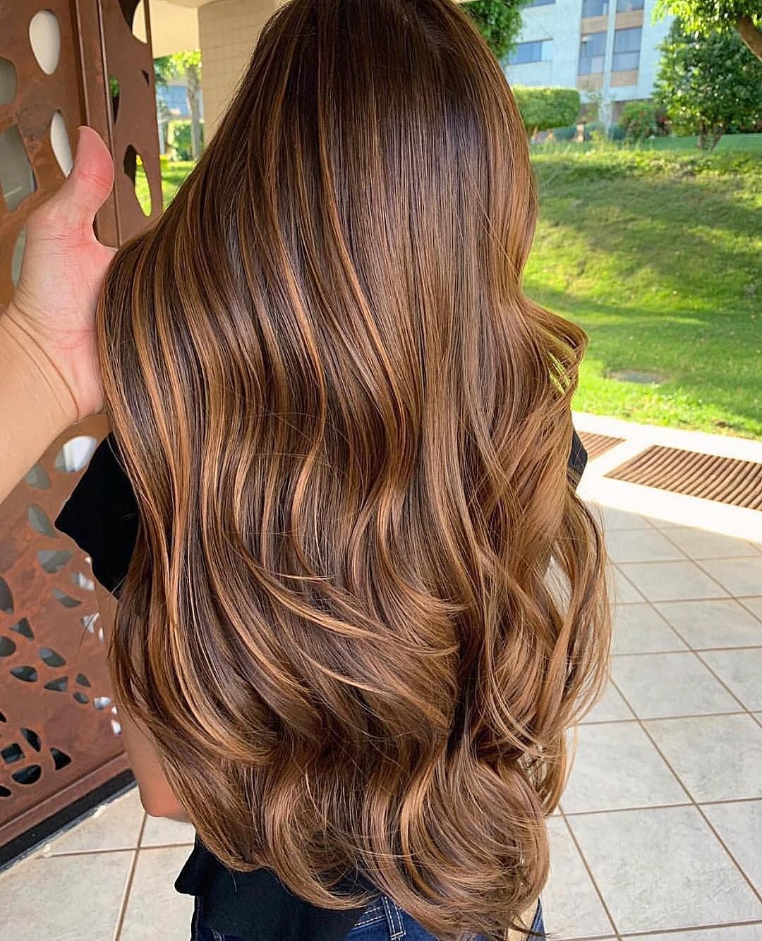 Цвет волос карамель молочная