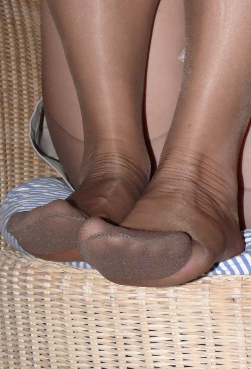 Нейлон Солес Феет 2021