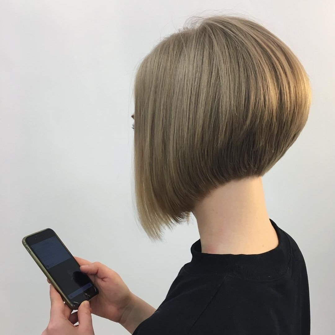 Каре вид сзади и спереди