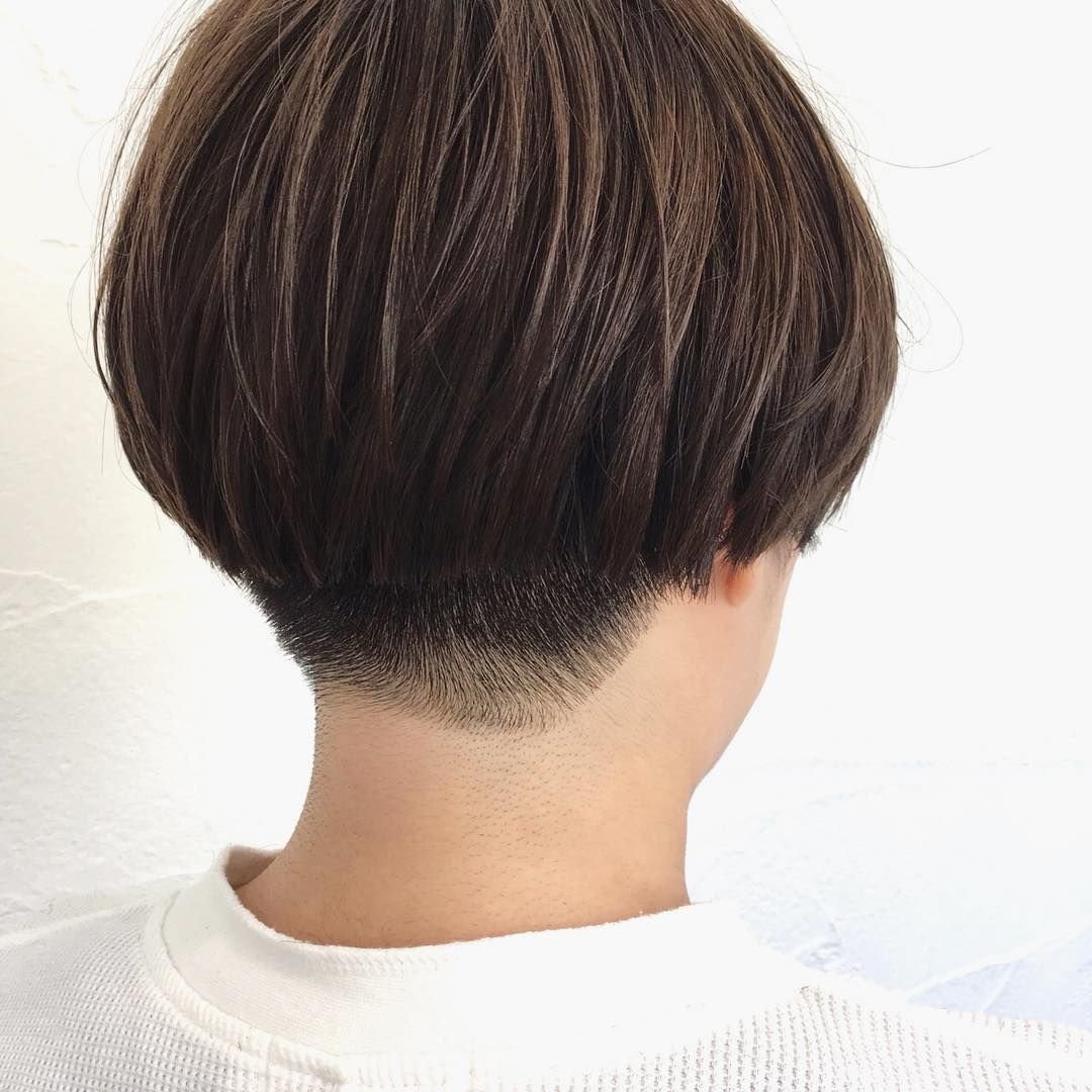 Стрижка Каскад градуированный на средние