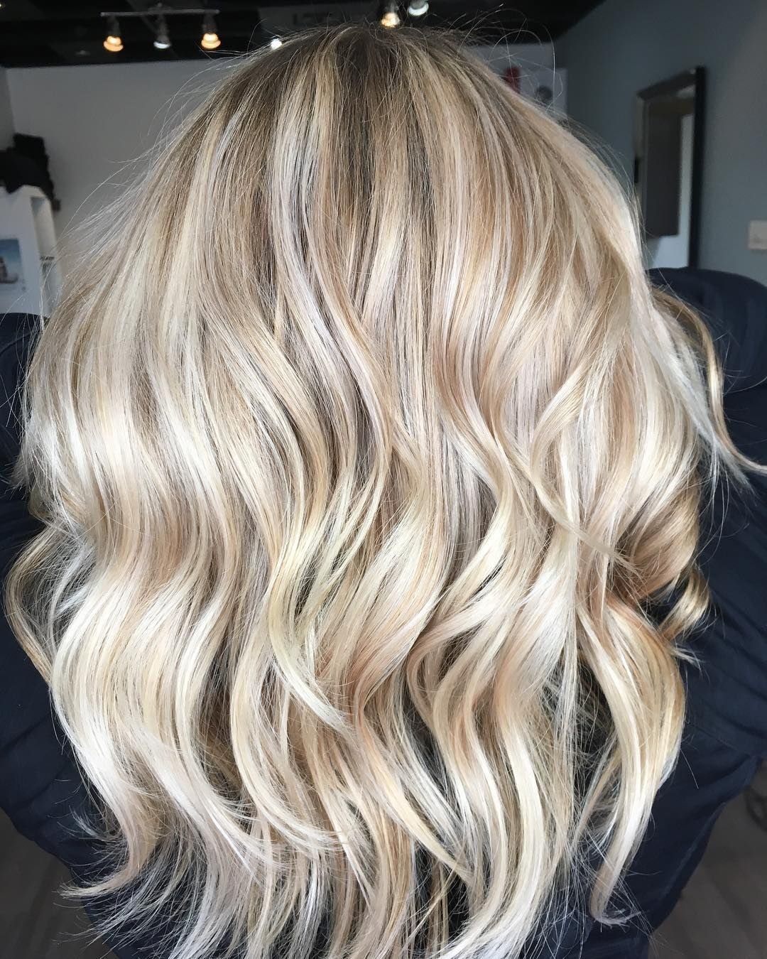 Теплый блонд мелирование