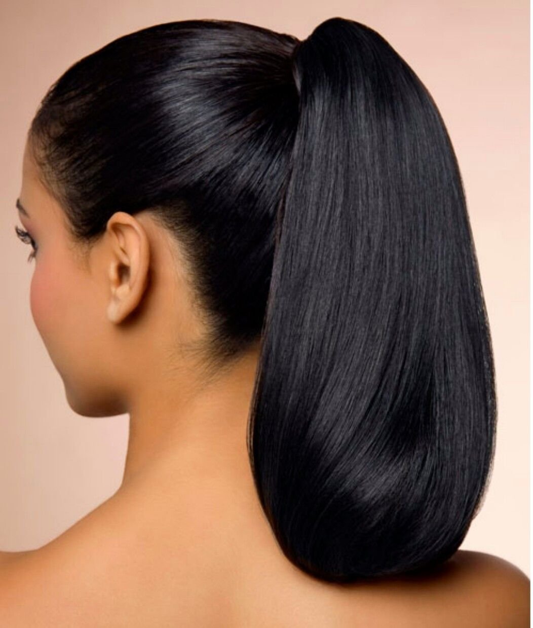 Причёски хвостики с чёрными волосами