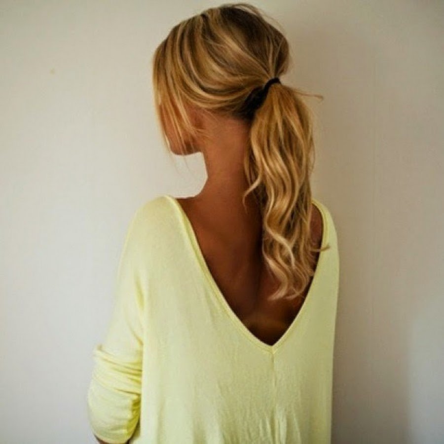 Блондинки сзади со средними волосами