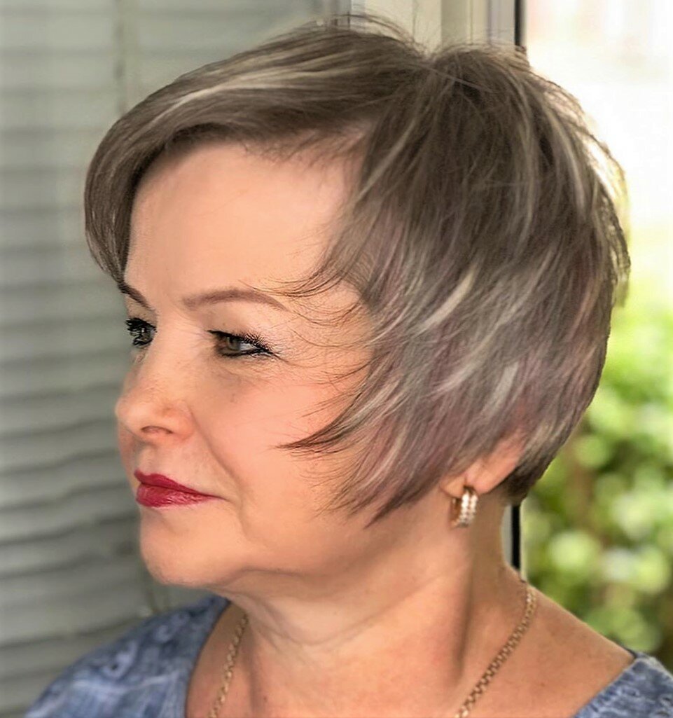 Стрижка Пикси на короткие волосы для женщин за 50