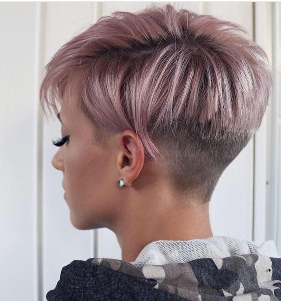 Короткая женская стрижка шапка