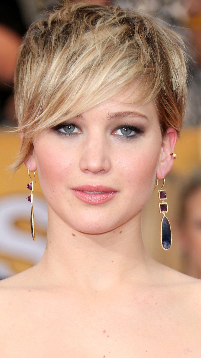 Пикси Боб стрижка блонд