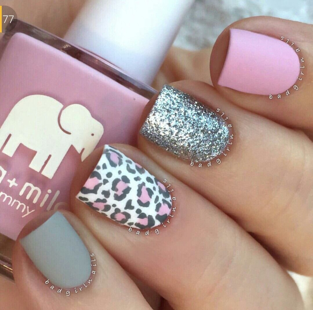 Леопардовый маникюр розовый