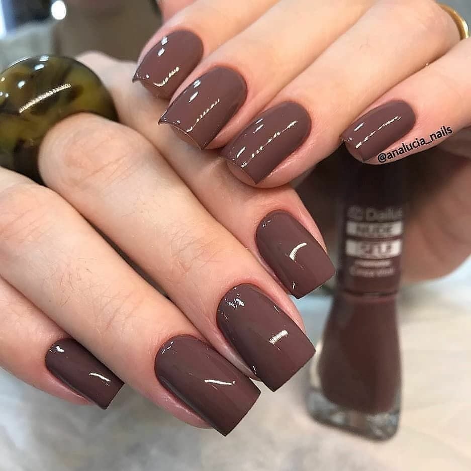 Ногти шоколадного цвета