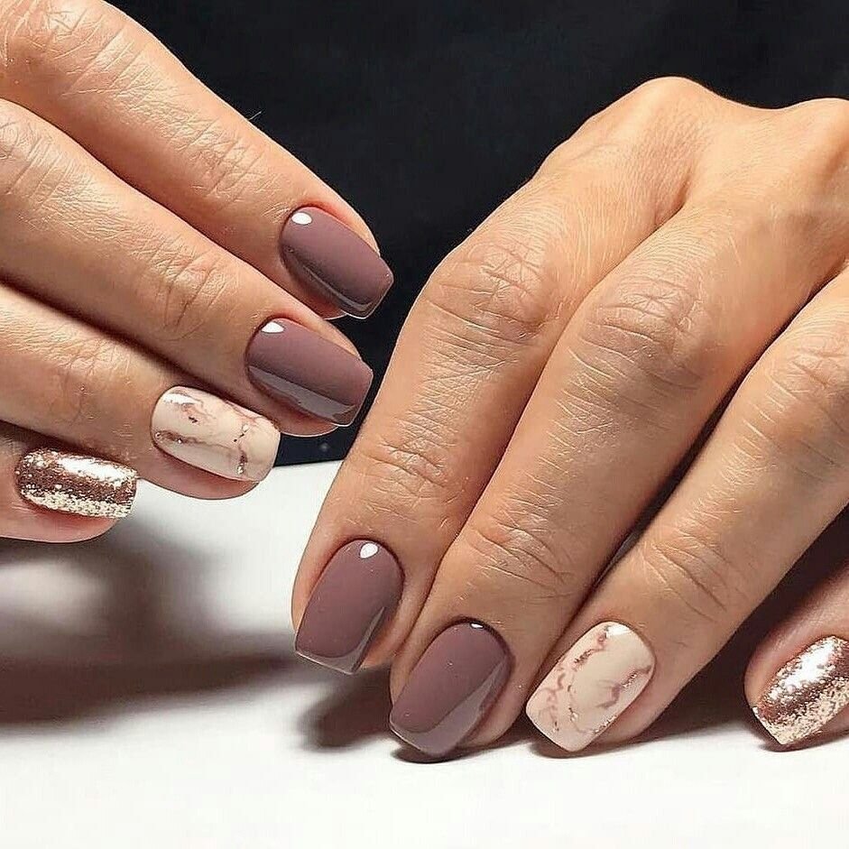 Маникюр в бежевых тонах