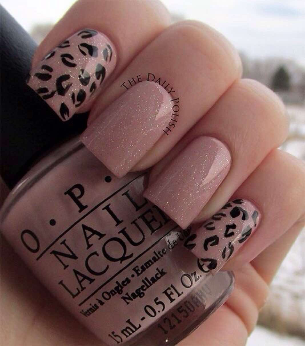 Маникюр леопард нюдовый