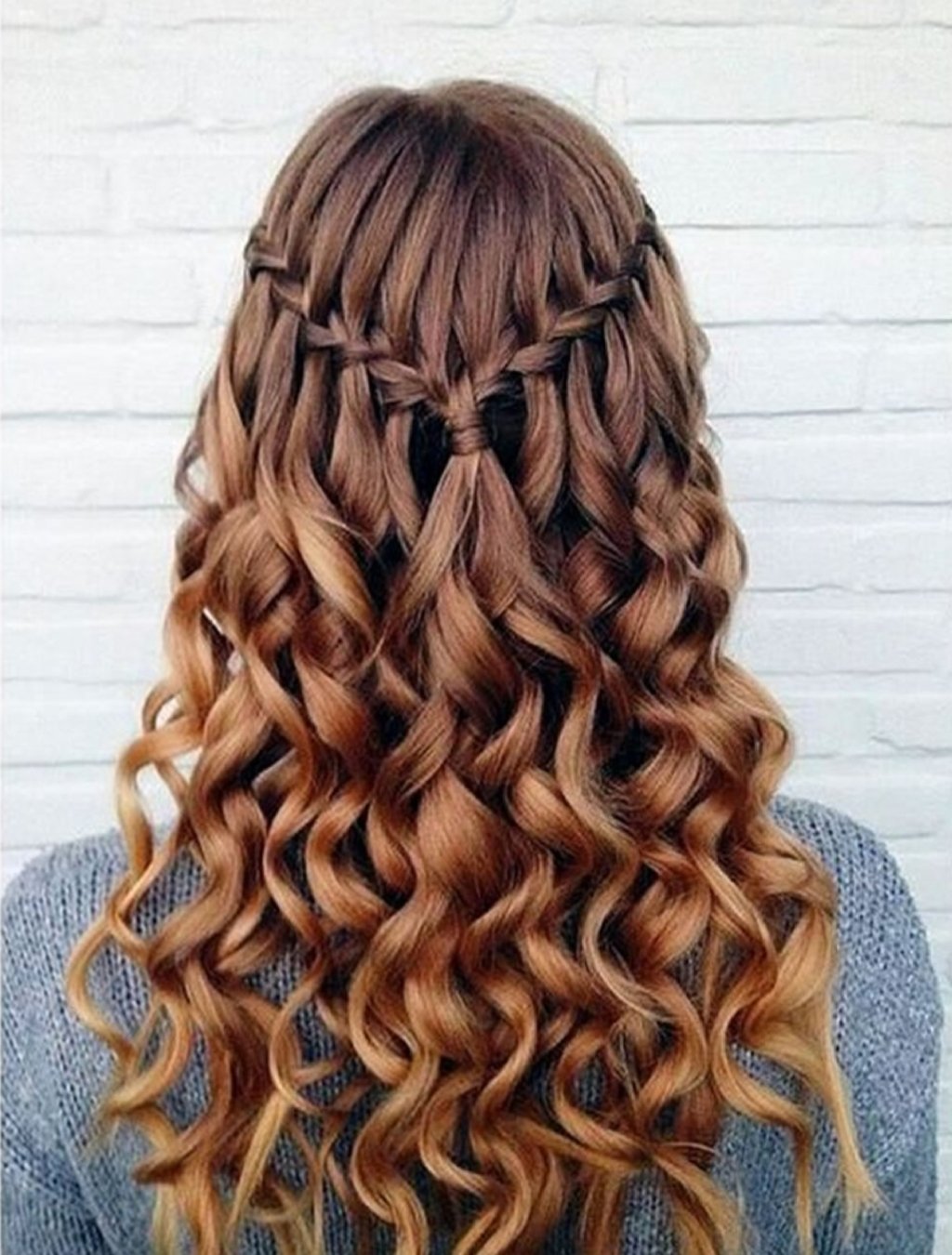 Коса французский водопад