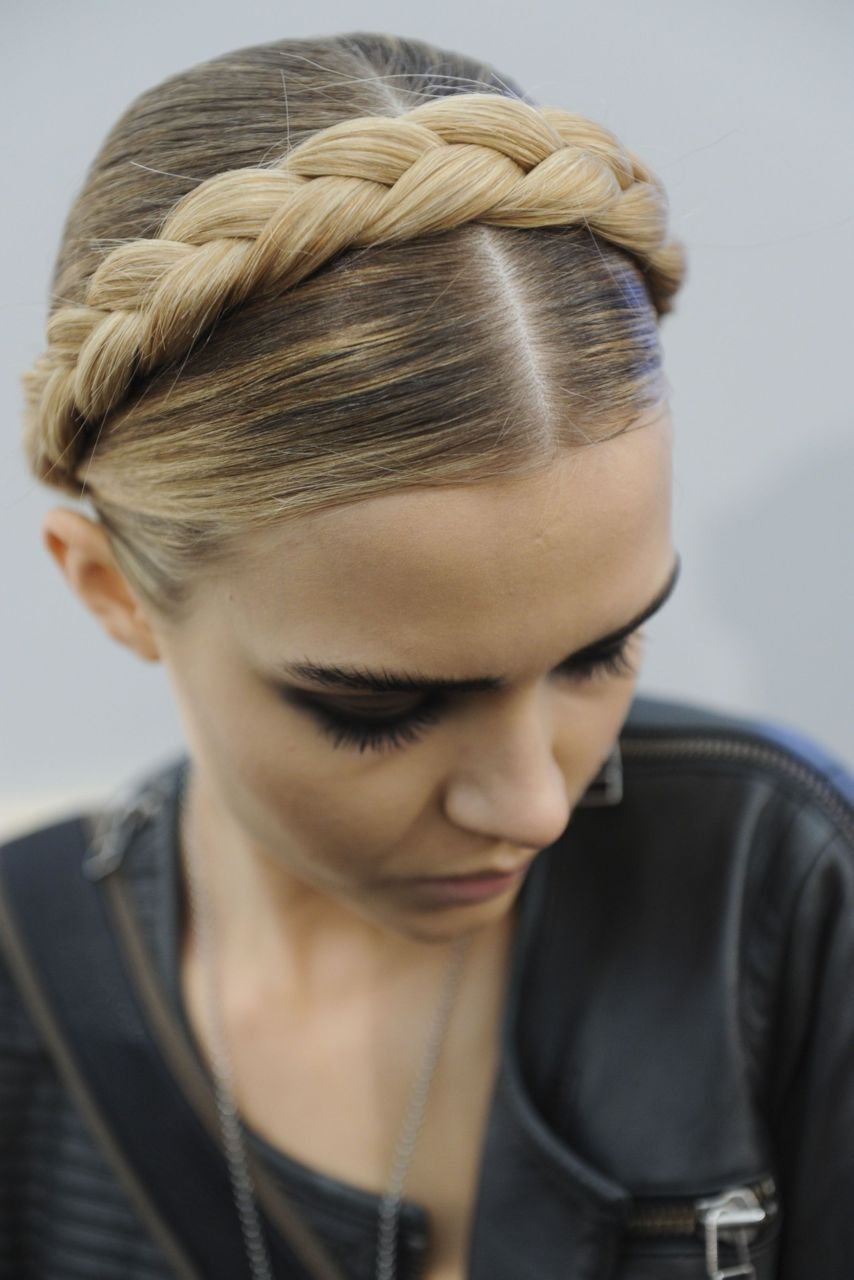 Косичка в виде ободка