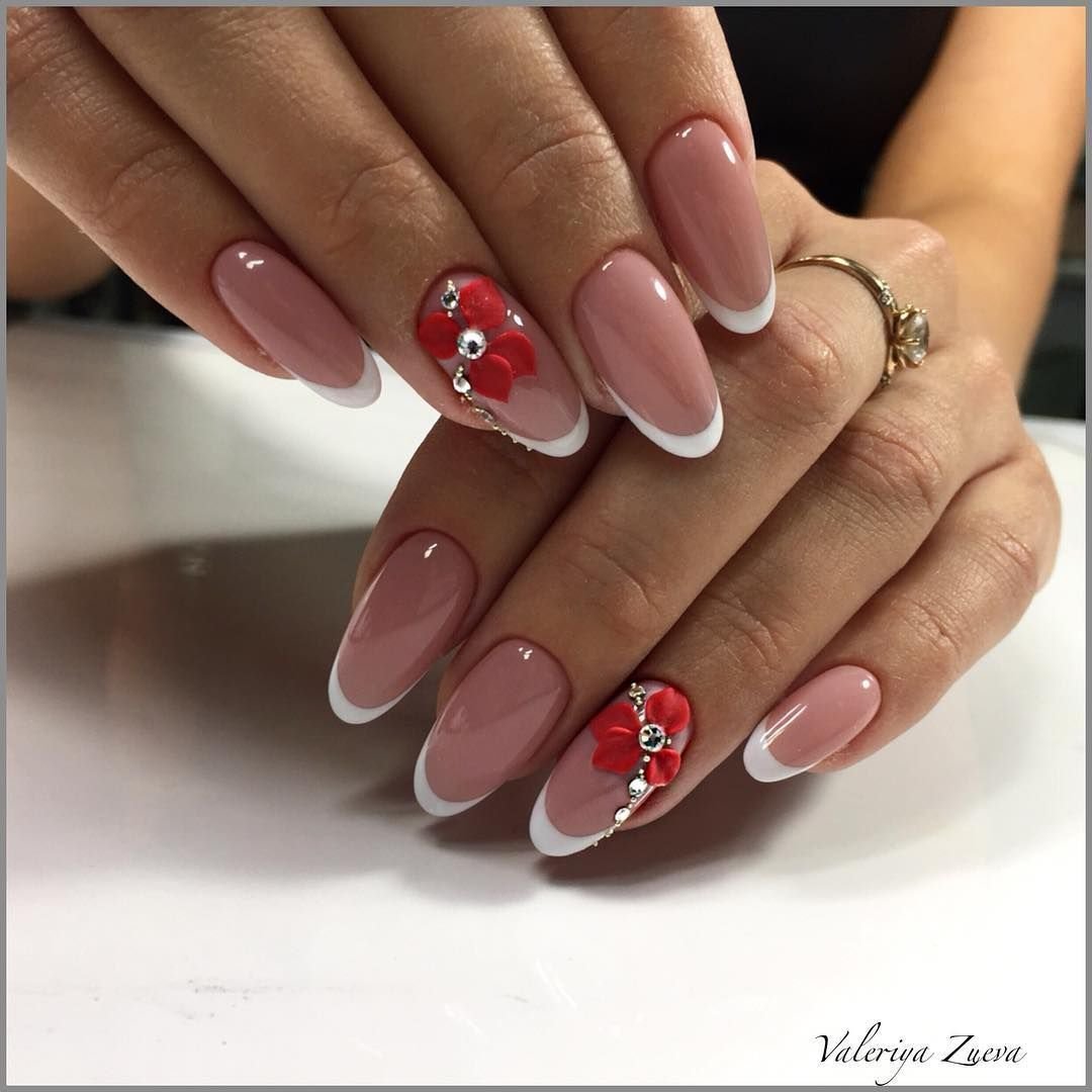 Френч красный с белым