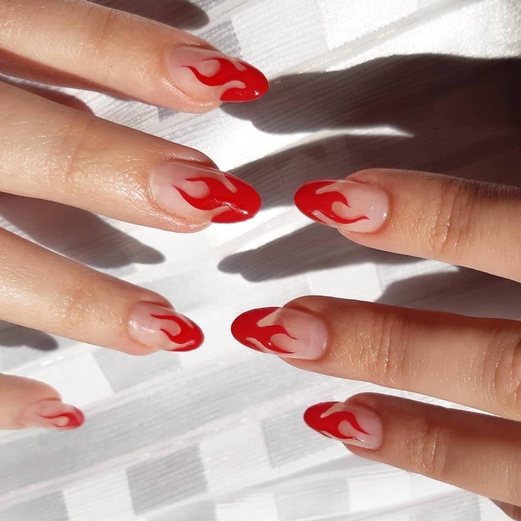 Красный френч