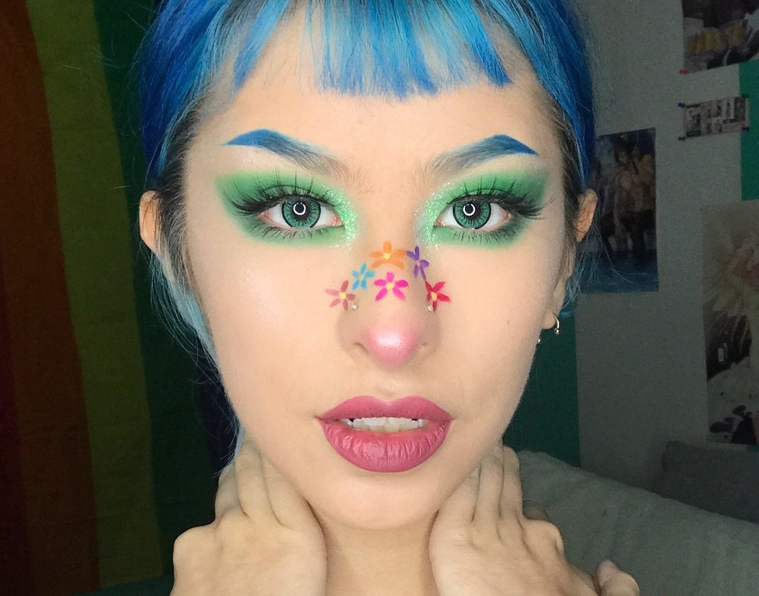 Макияж с красным носом