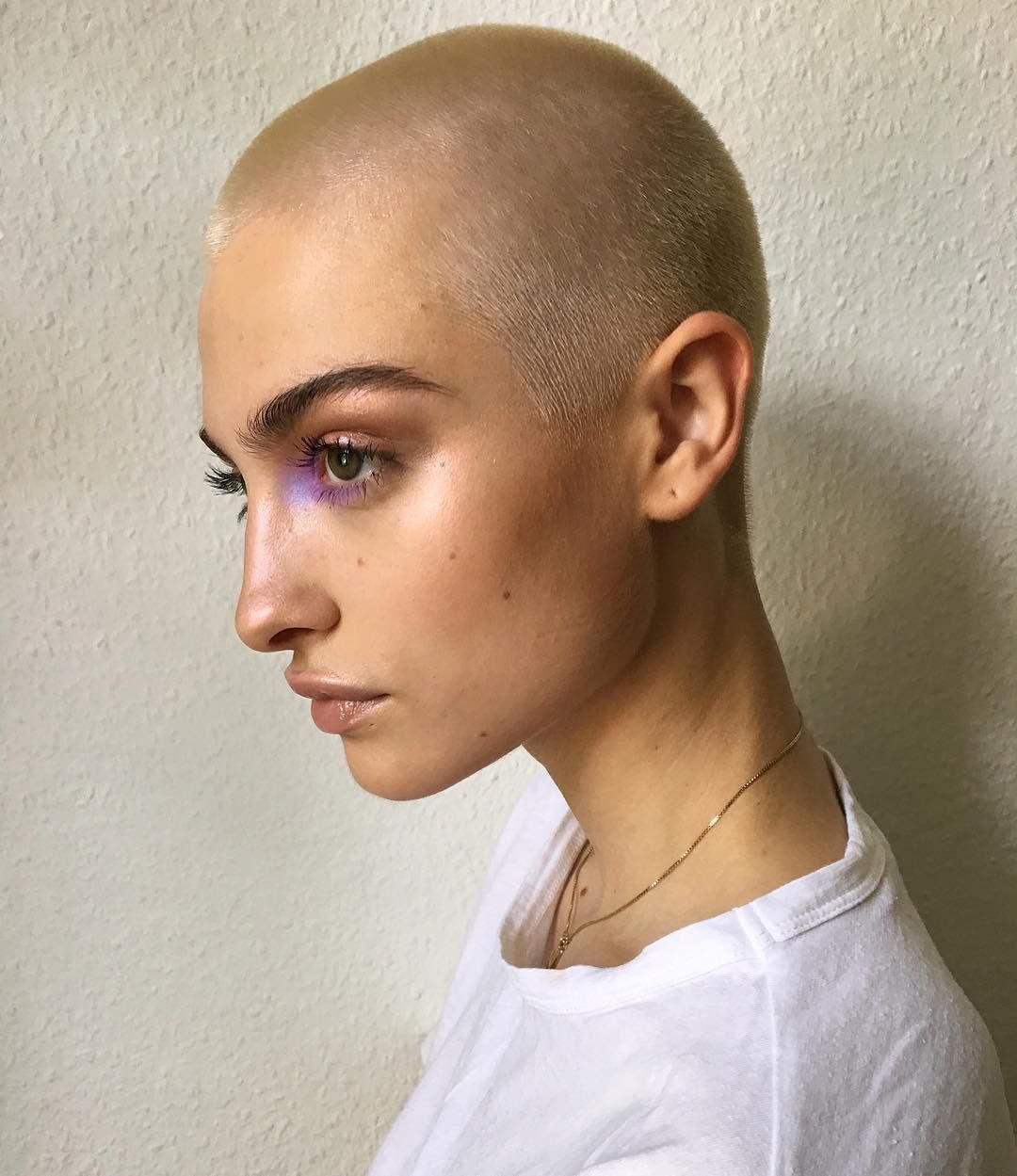 Ирина Изборская наголо