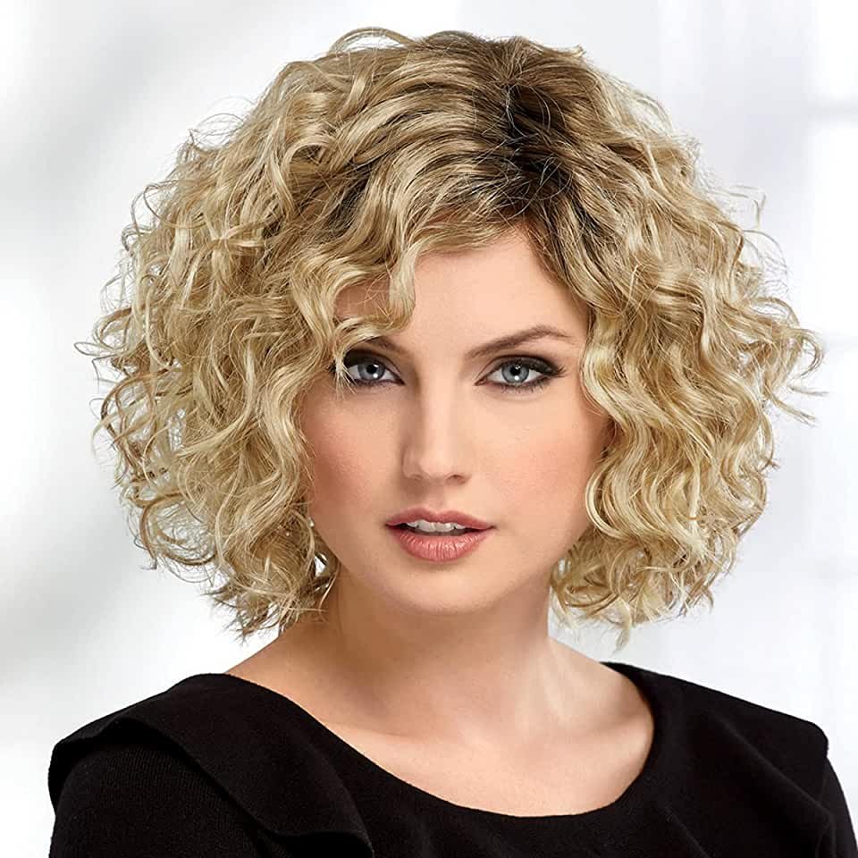 Каре с завивкой на средние волосы