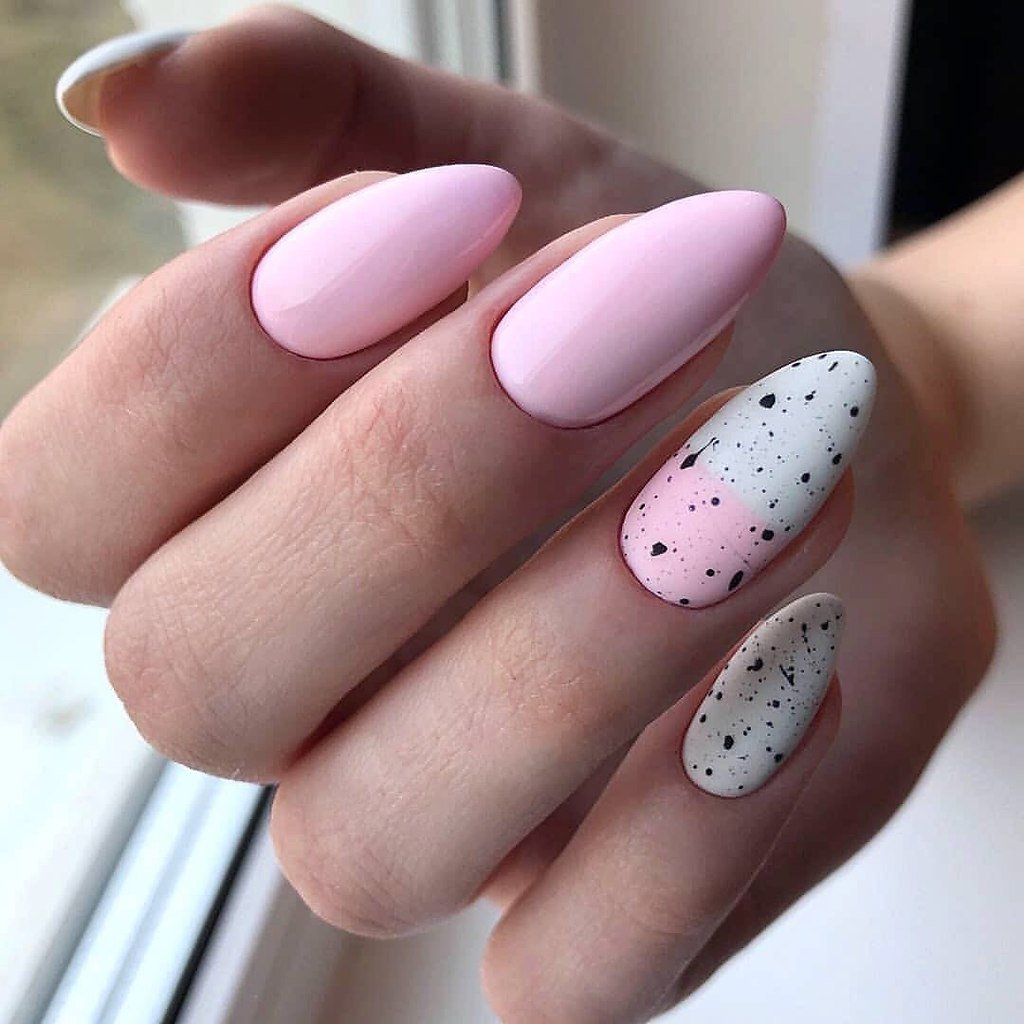 Маникюр перепелиное яйцо миндаль розовый