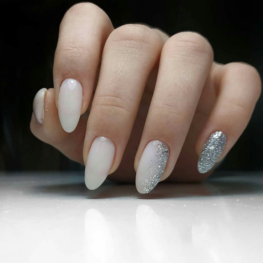 Молочные ногти