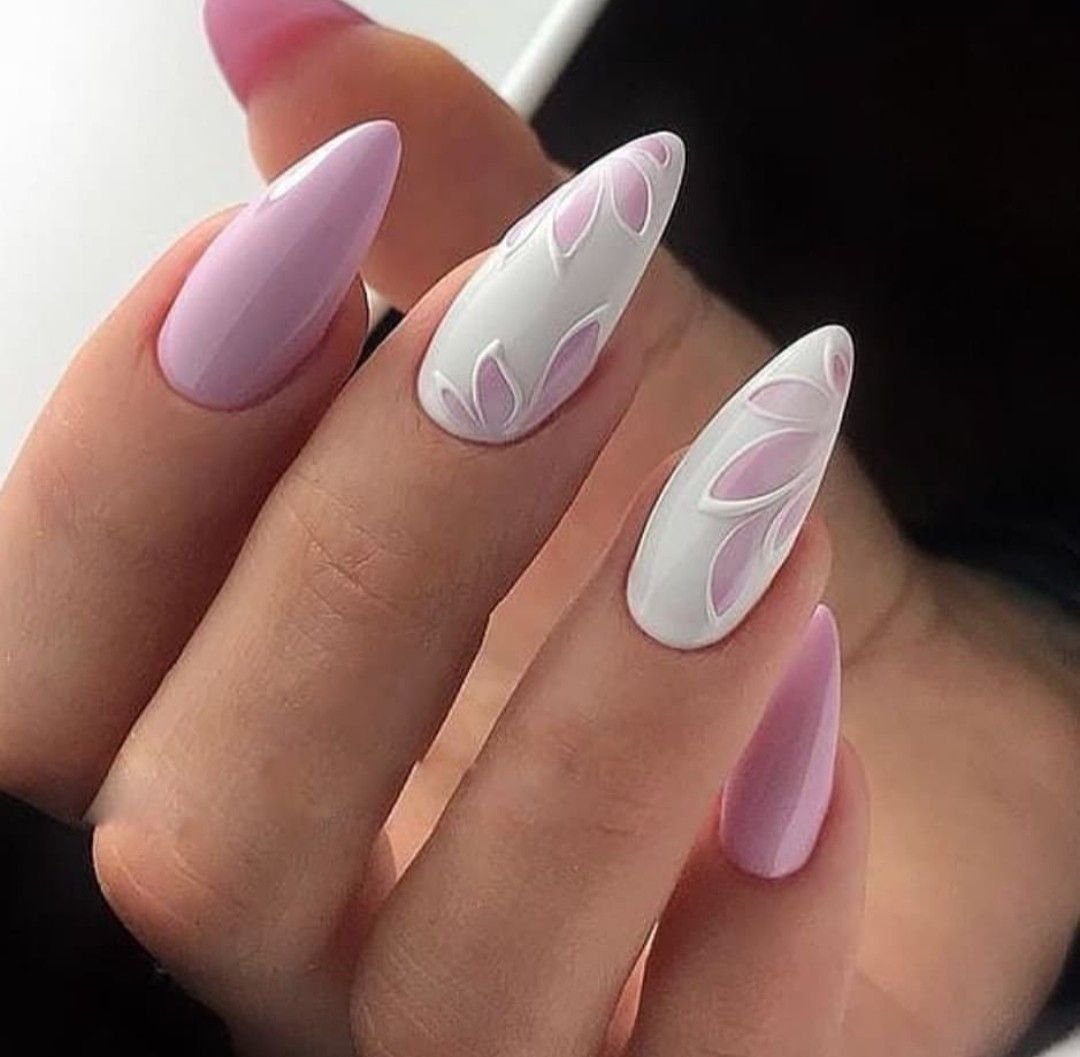 Маникюр Весна Миндальная форма