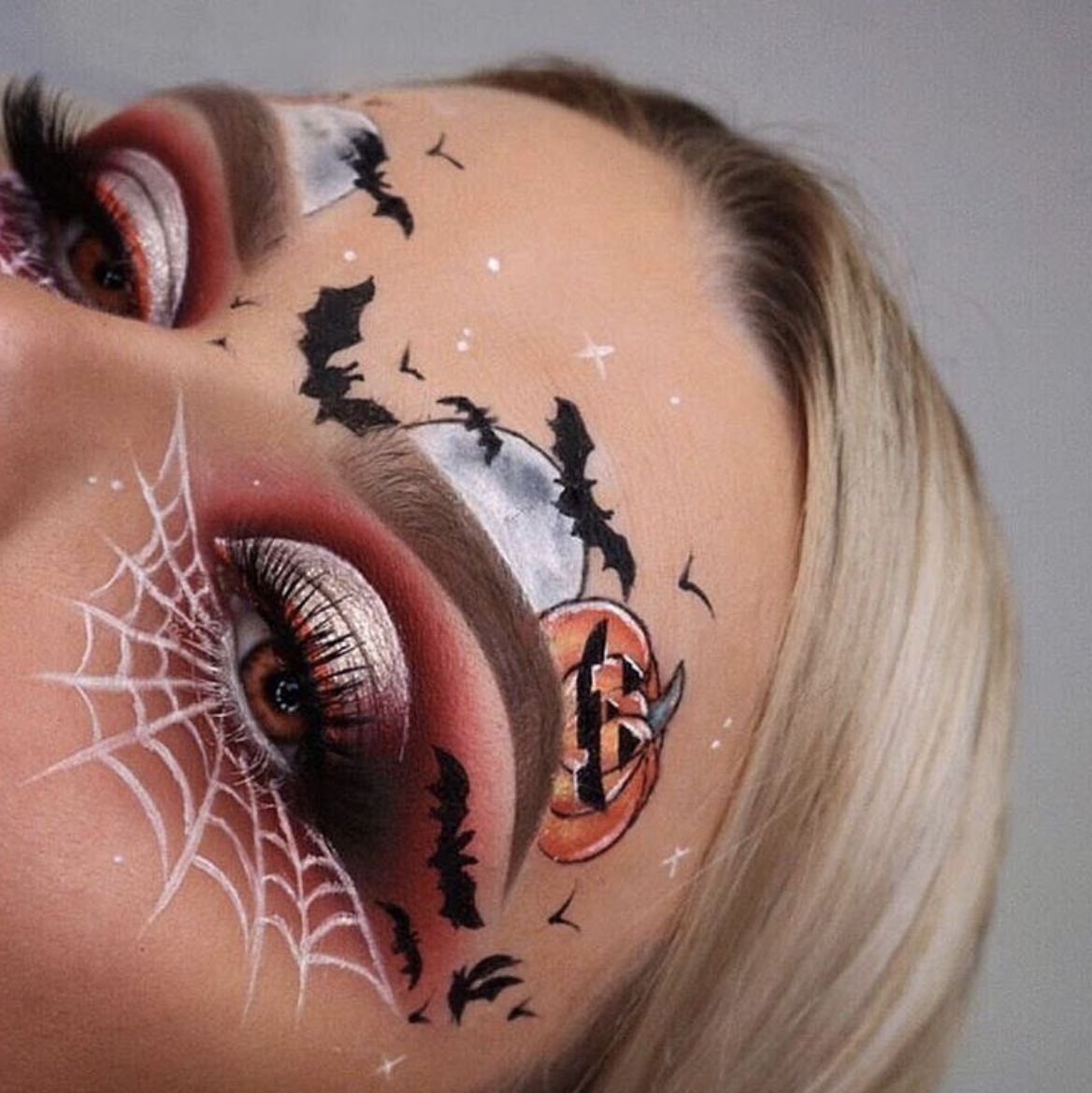 Красивый аквагрим на Хэллоуин