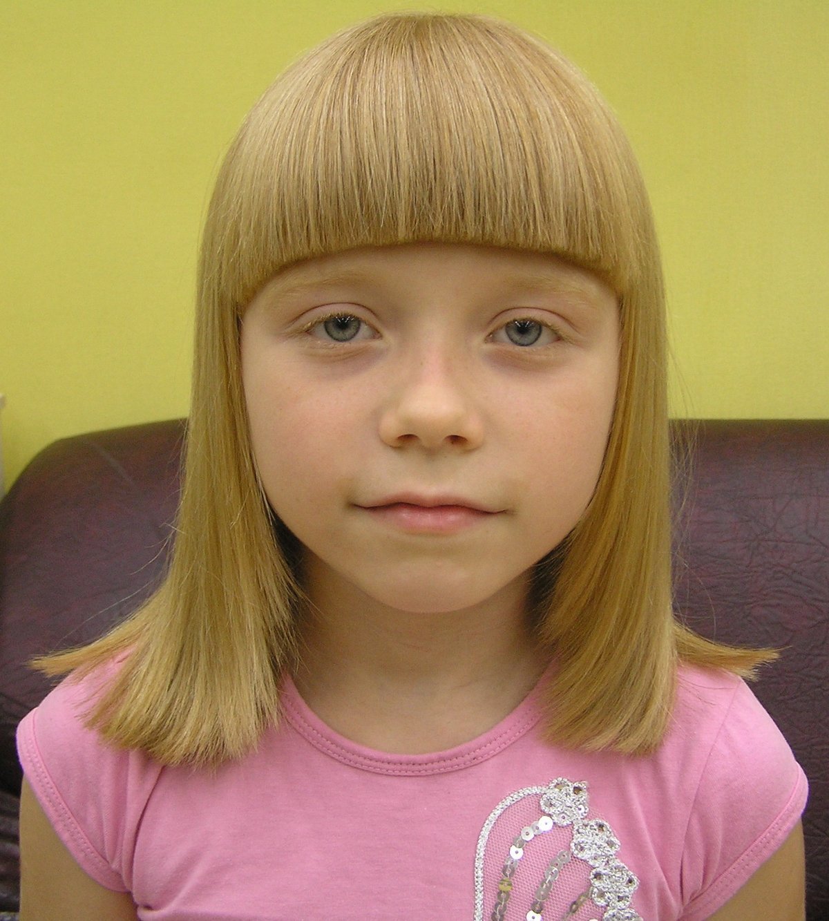 Детские стрижки с челкой