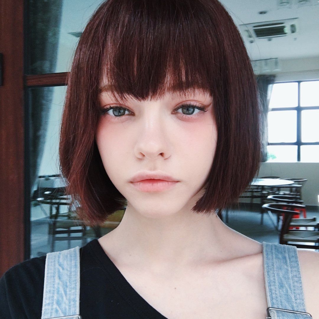 Короткая филированная челка