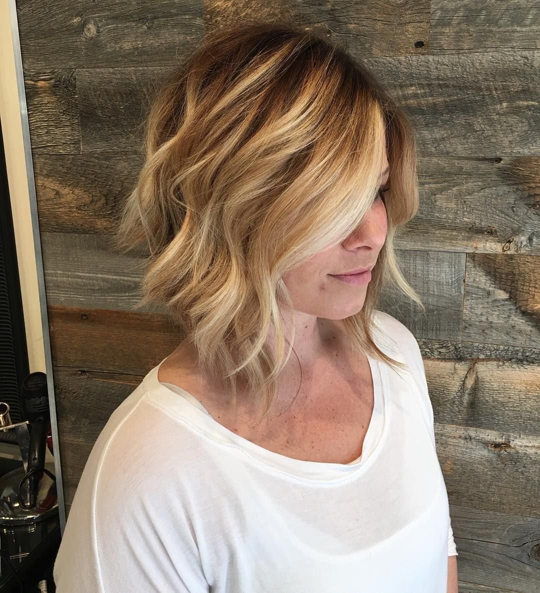 Укладка утюжком на короткие волосы