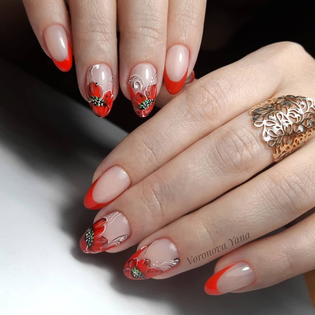 Красный френч с серебром