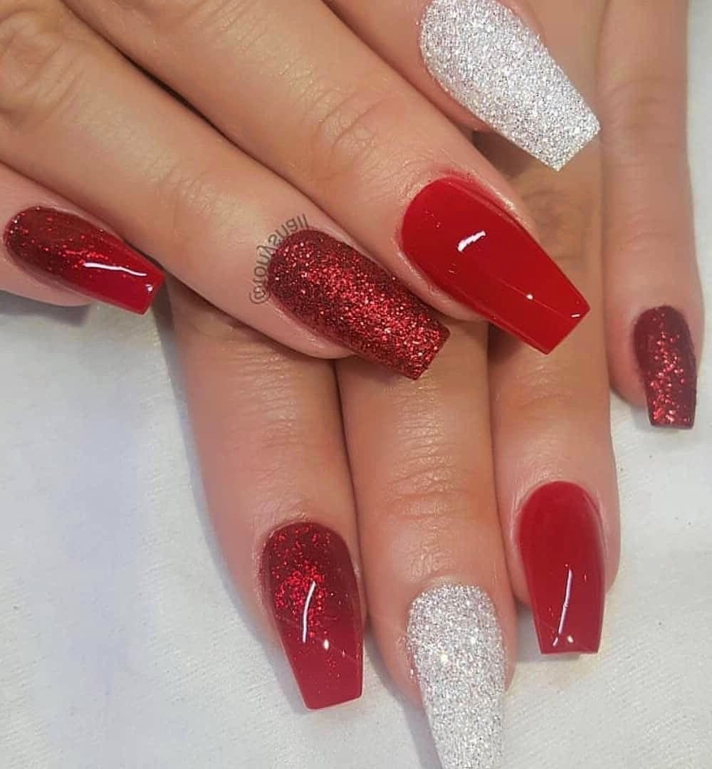 Френч красный с блестками