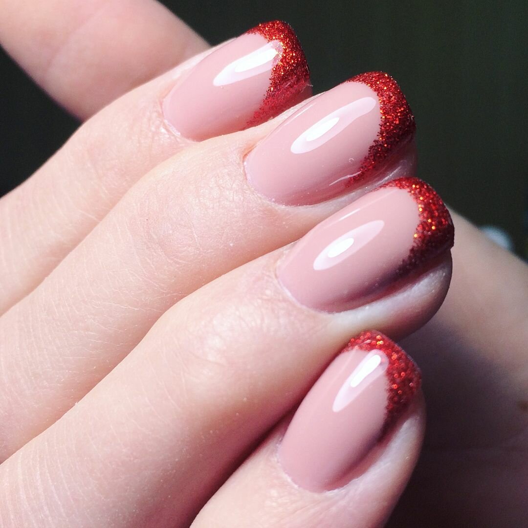 Френч красный с блестками