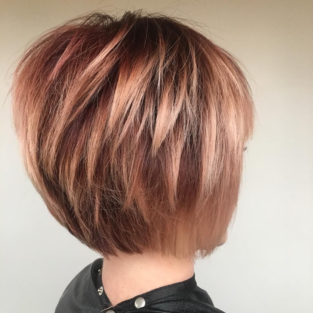 Стрижка Боб каре градуированное