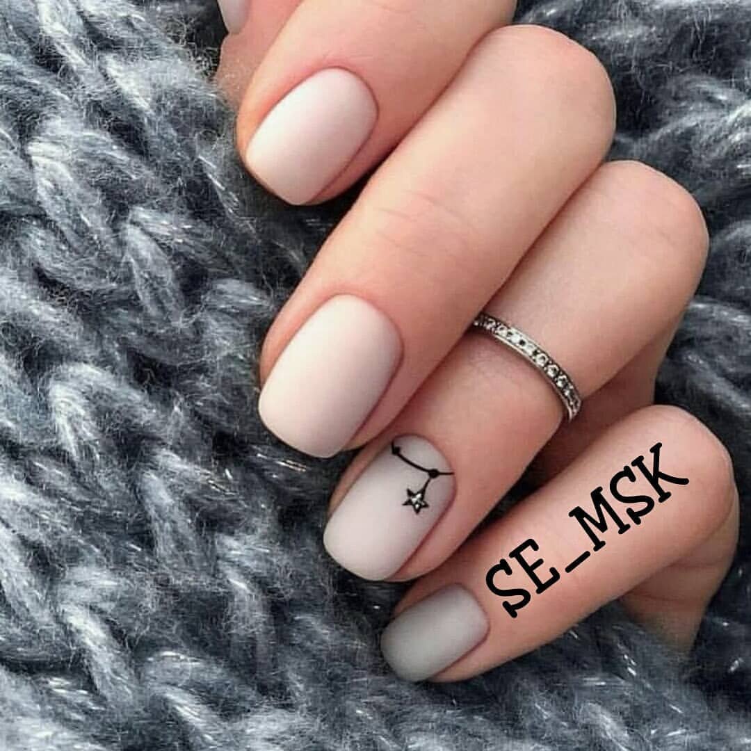 Маникюр квадрат