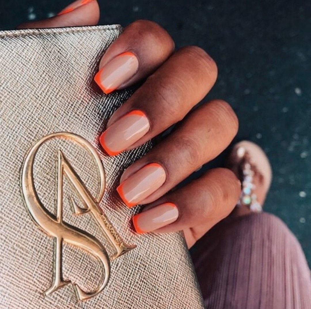 Маникюр стильной женщины