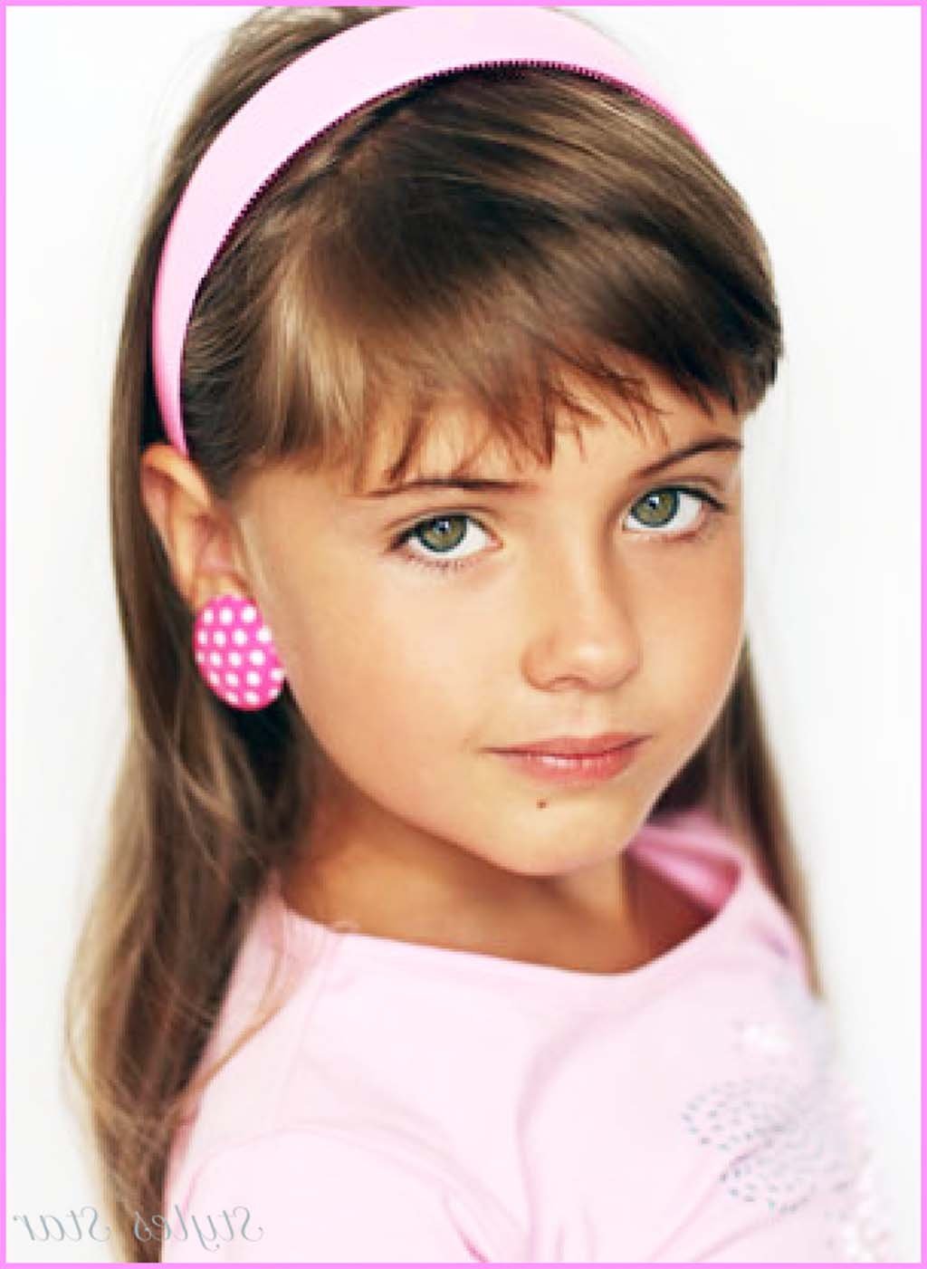 Прическа на длинные волосы с челкой