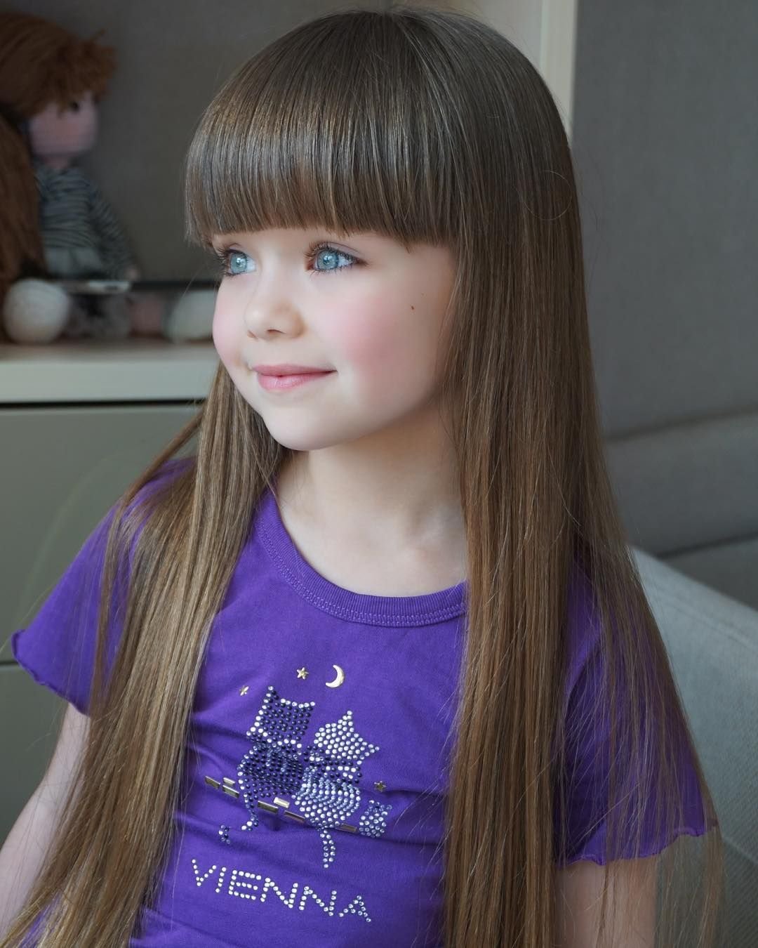 Модные челки для девочек