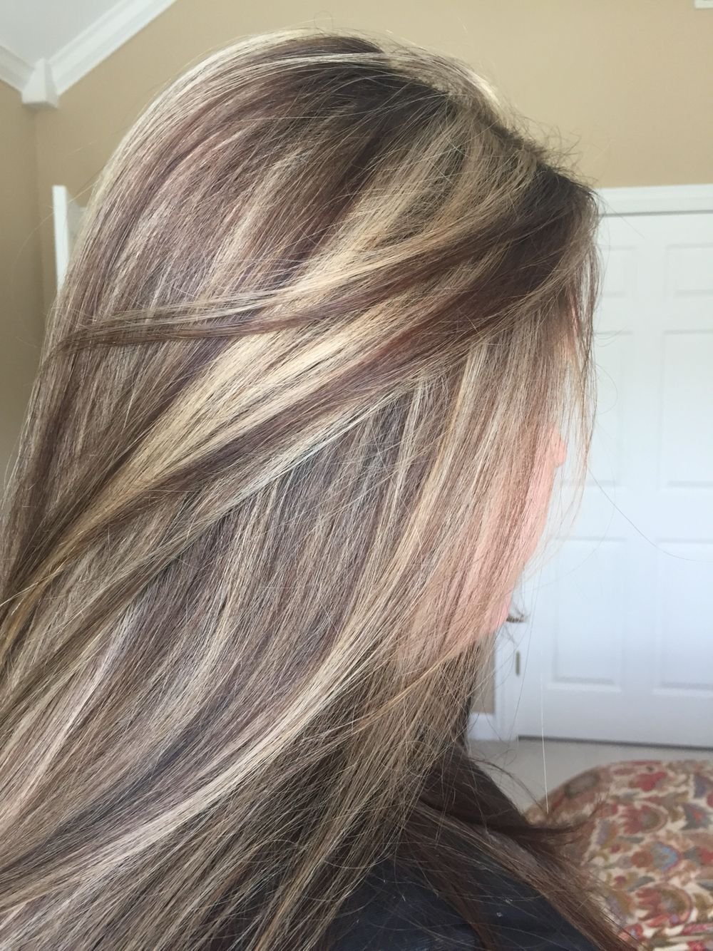 Тонкое мелирование на темные волосы