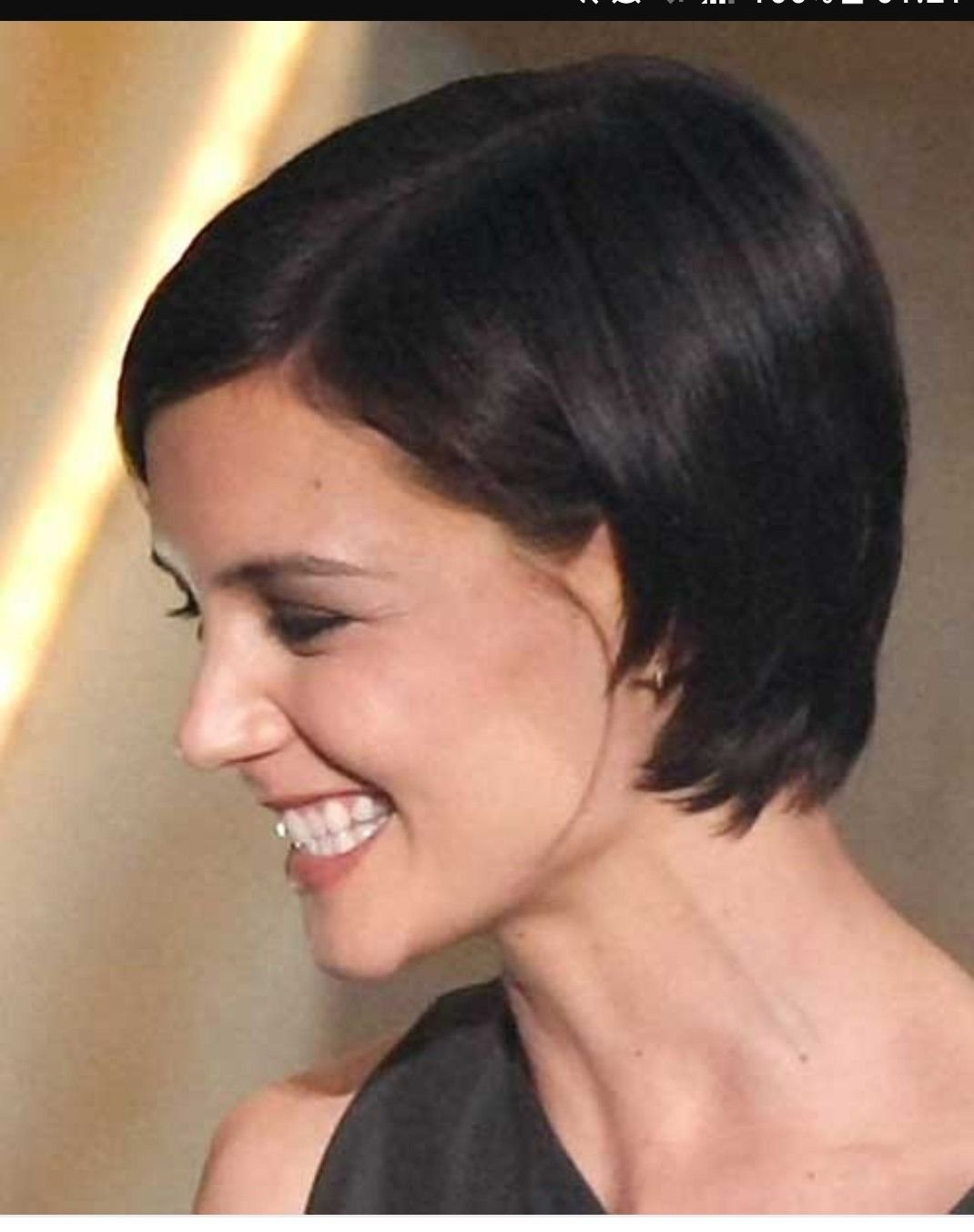 Короткие стрижки с прикрытыми ушами