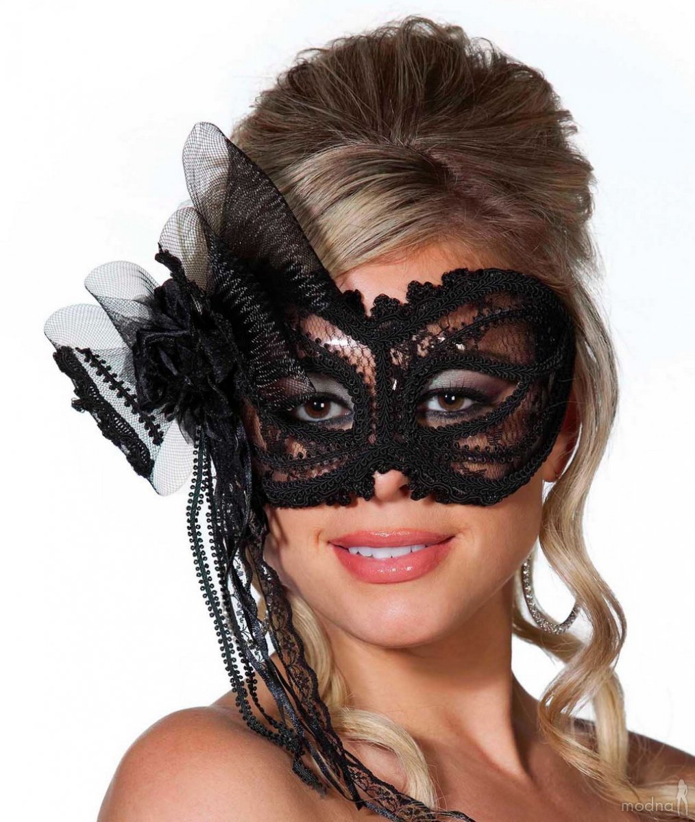 Карнавальная маска лицо