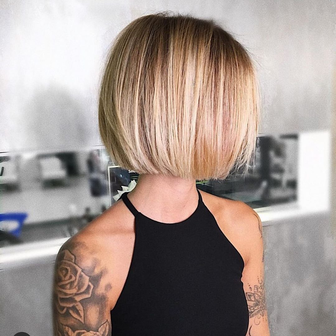 Каре Блант Боб 2020