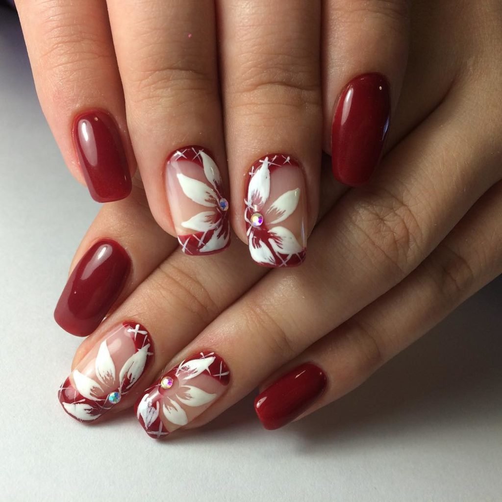 Бордовый френч на короткие ногти