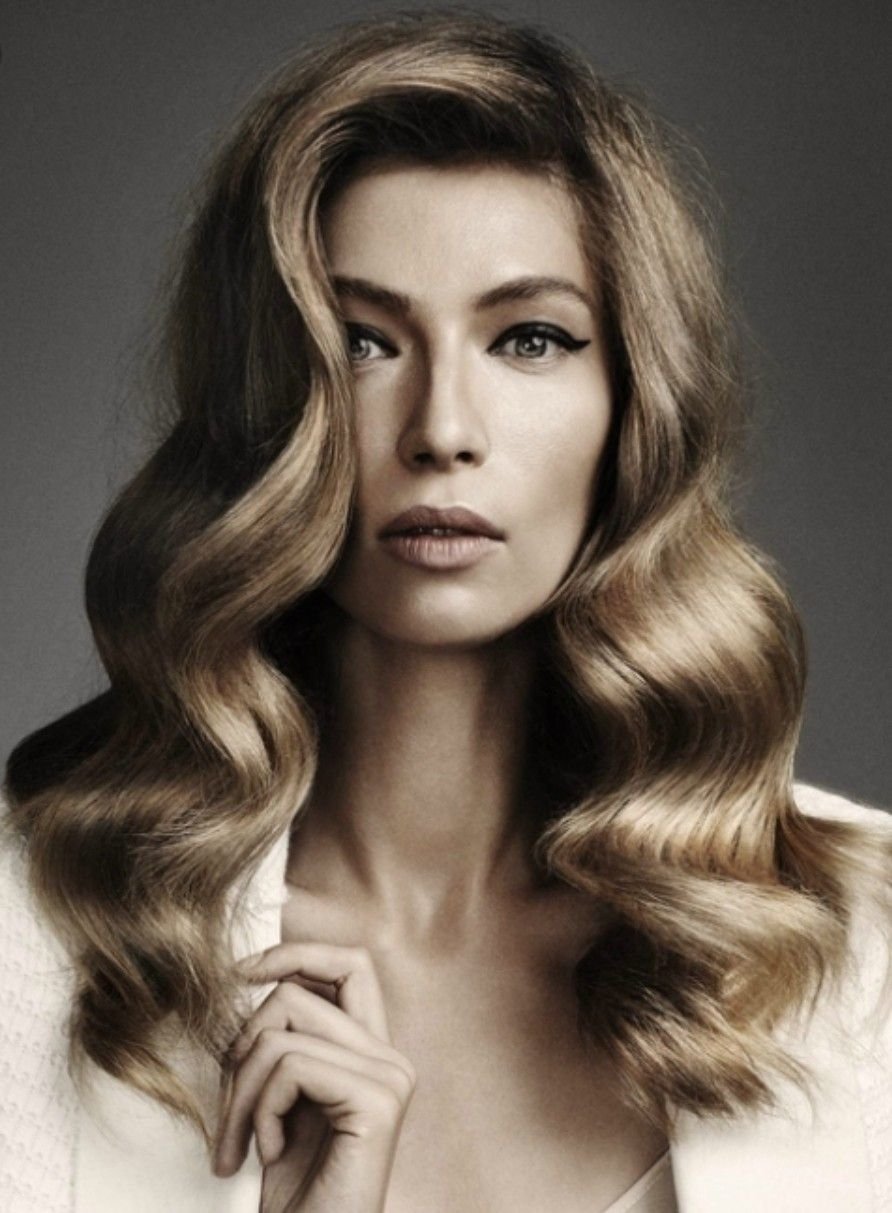 Причёски с накрученными волосами