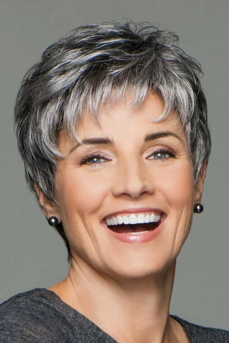 Стрижка Пикси Гарсон для женщин после 50